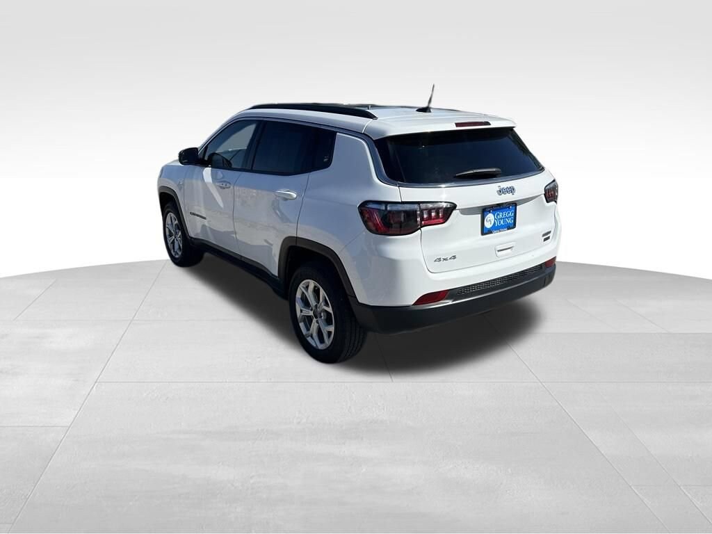 Used 2025 Jeep Compass Latitude