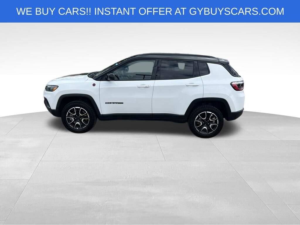 Used 2025 Jeep Compass Trailhawk