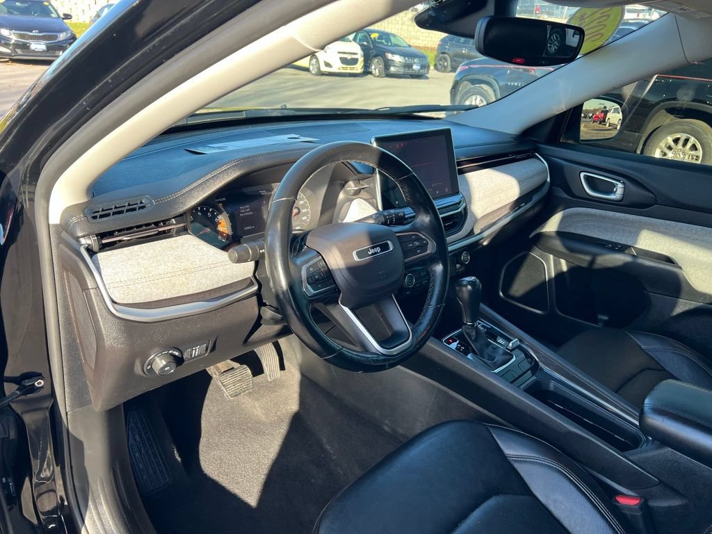2022 Jeep Compass Latitude Lux - Photo 16