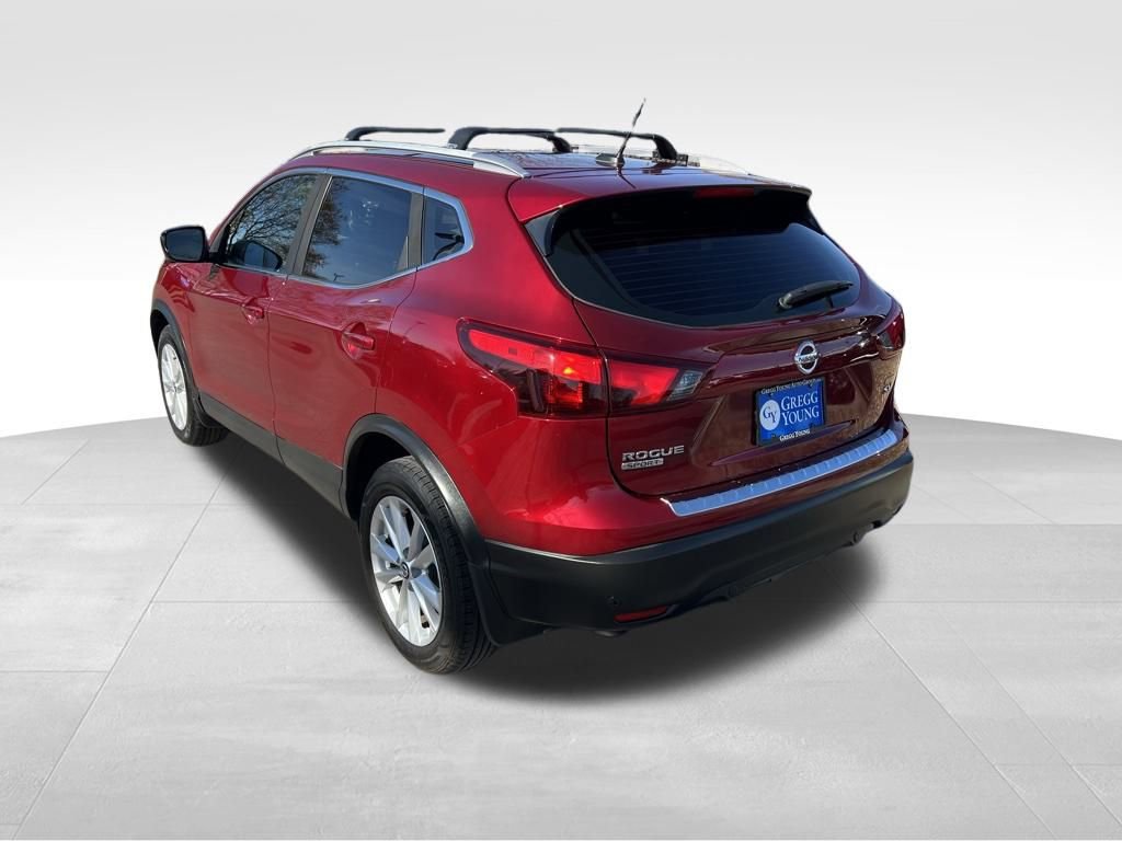 2019 Nissan Rogue Sport SV photo 3