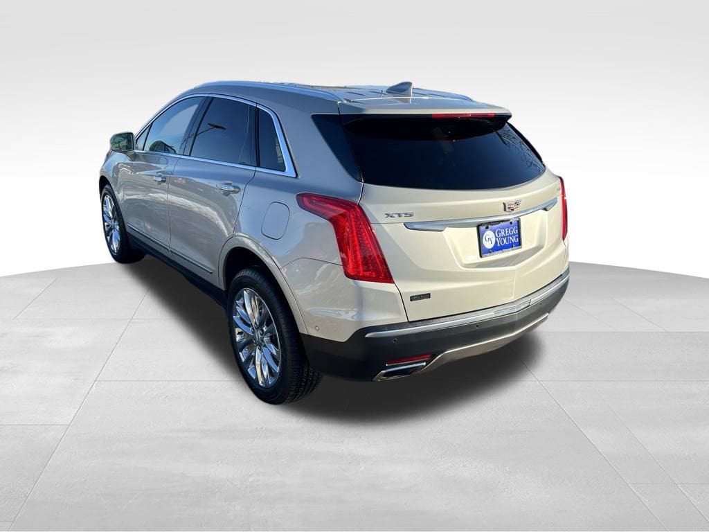 Used 2017 CADILLAC XT5 Platinum AWD SUV