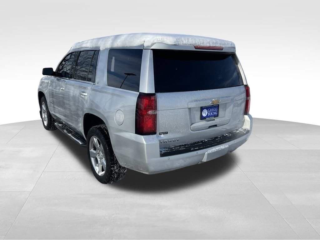 2019 Chevrolet Tahoe LT photo 2