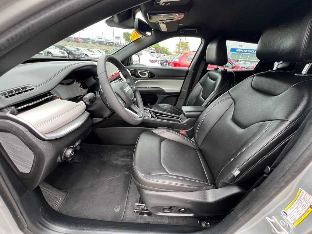 2025 Jeep Compass Limited - Photo 19
