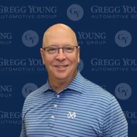 Staff member Ed Zachary from ID_47ff72