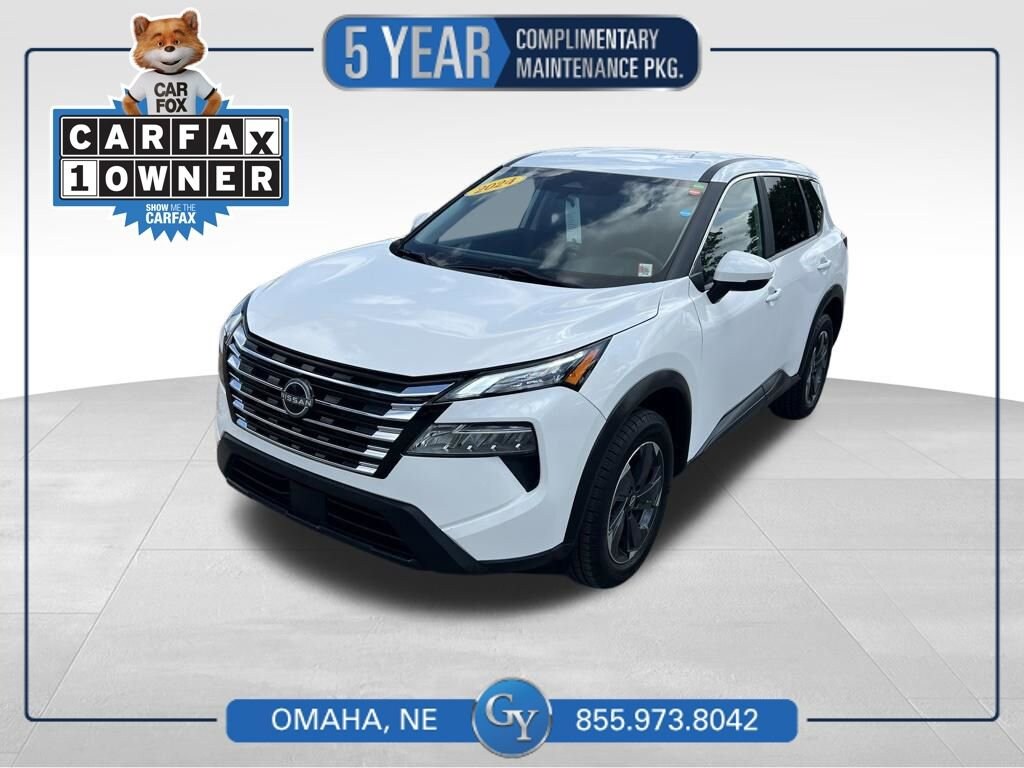 Used 2024 Nissan Rogue SV