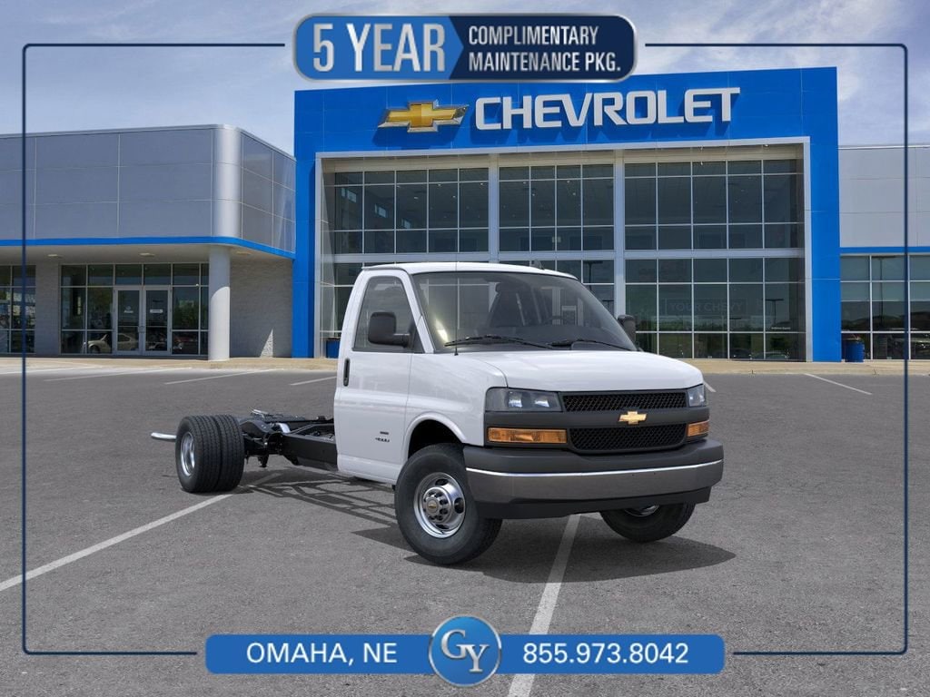 New 2025 Chevrolet Express Cutaway 3500 1WT Cutaway Van