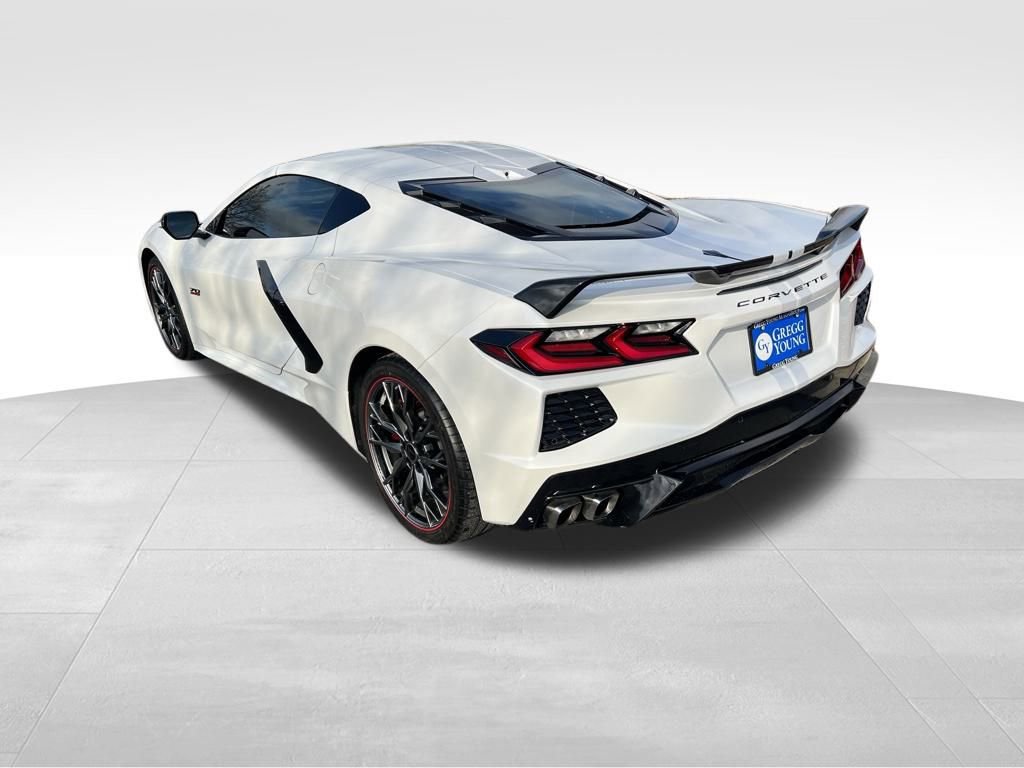 2023 Chevrolet Corvette Stingray 3LT photo 3