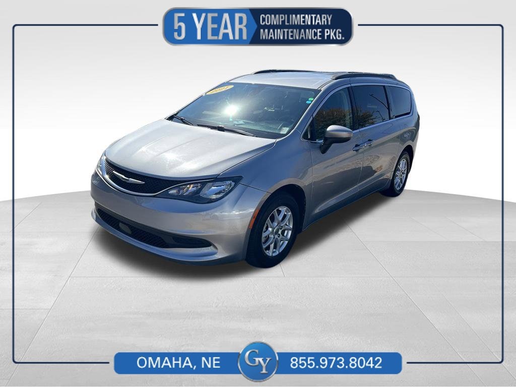2021 Chrysler Voyager 