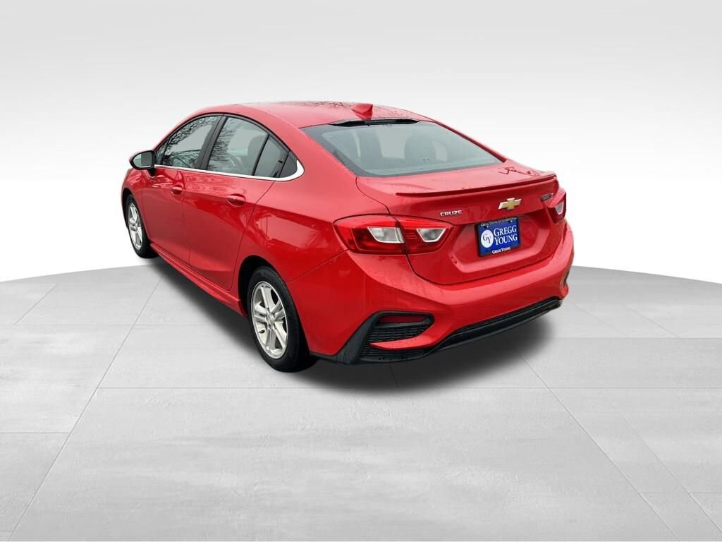 Used 2017 Chevrolet Cruze LT Car