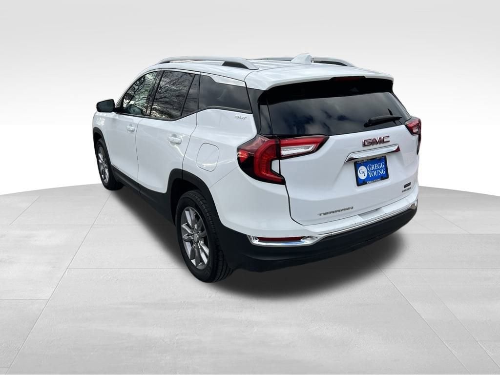 Used 2024 GMC Terrain SLT SUV