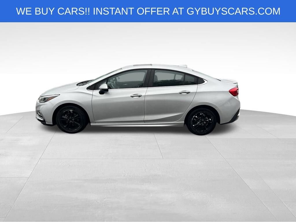 Used 2017 Chevrolet Cruze LT Car