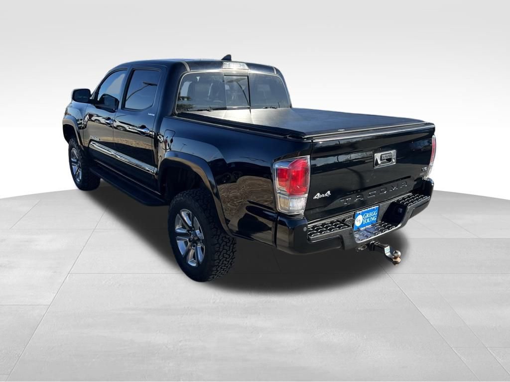 2018 Toyota Tacoma Limited photo 2