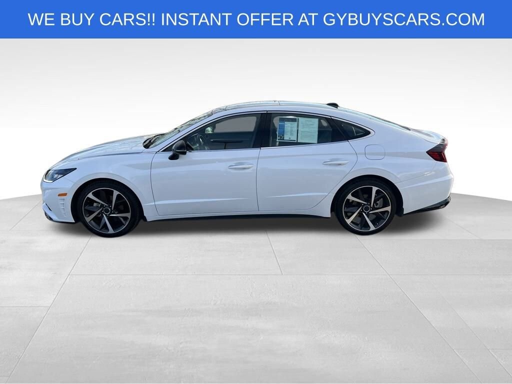 2022 Hyundai Sonata SEL Plus photo 2