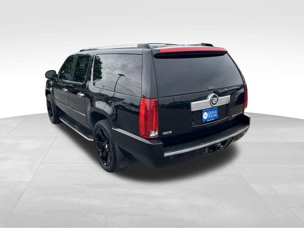 Used 2011 CADILLAC Escalade ESV Luxury SUV