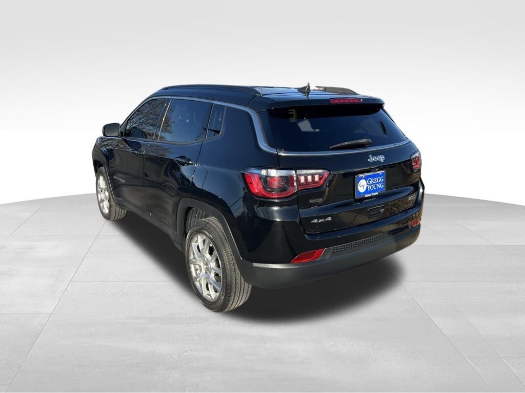 Used 2022 Jeep Compass Latitude Lux