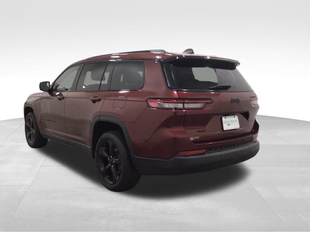 Used 2023 Jeep Grand Cherokee L Laredo SUV