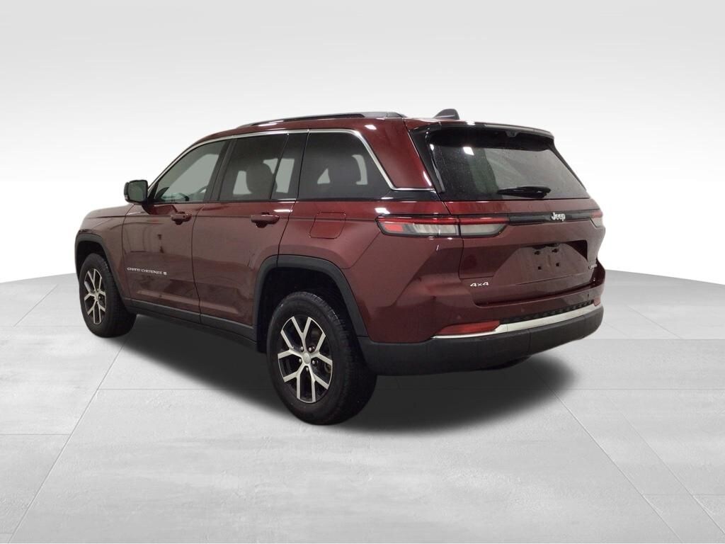 Used 2025 Jeep Grand Cherokee Limited SUV