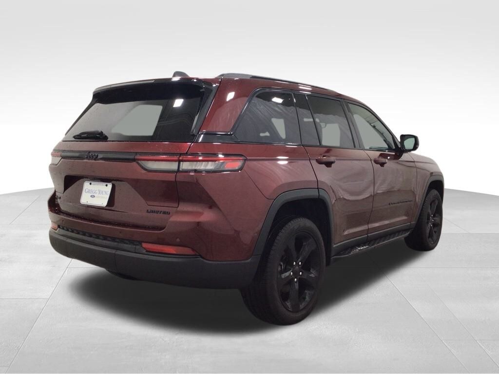 Used 2024 Jeep Grand Cherokee Limited SUV