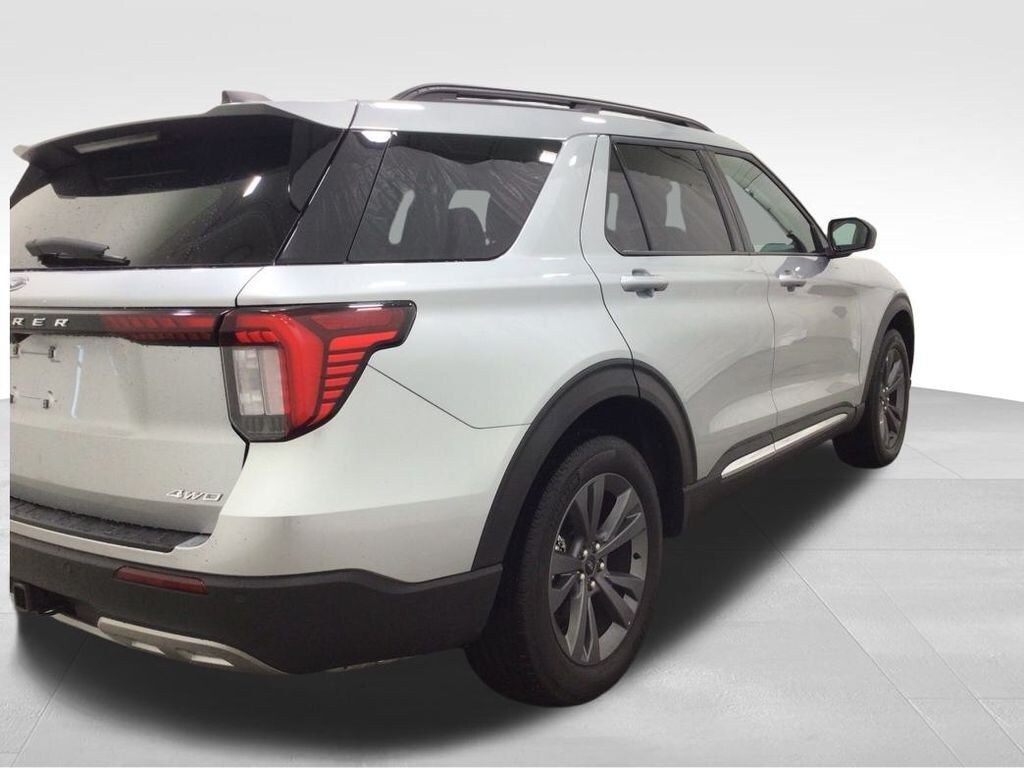 Used 2025 Ford Explorer Active SUV