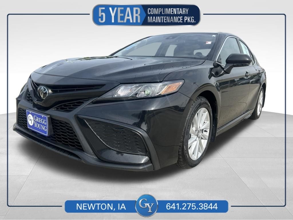 Used 2024 Toyota Camry SE Sedan