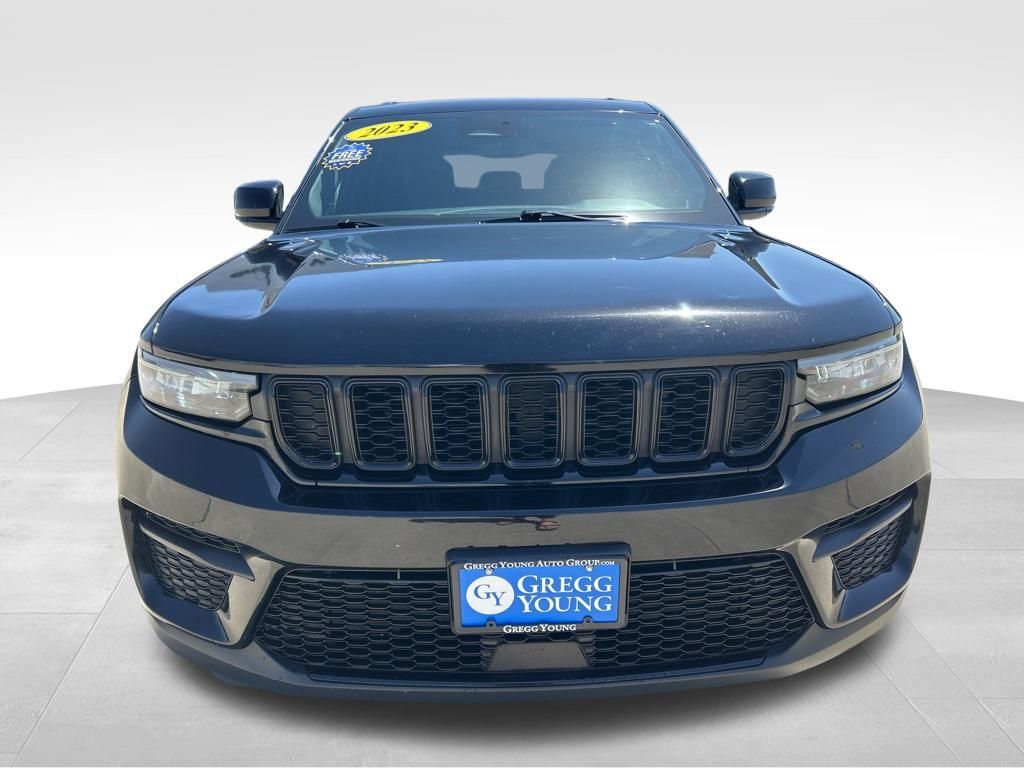 2023 Jeep Grand Cherokee Altitude - Photo 9
