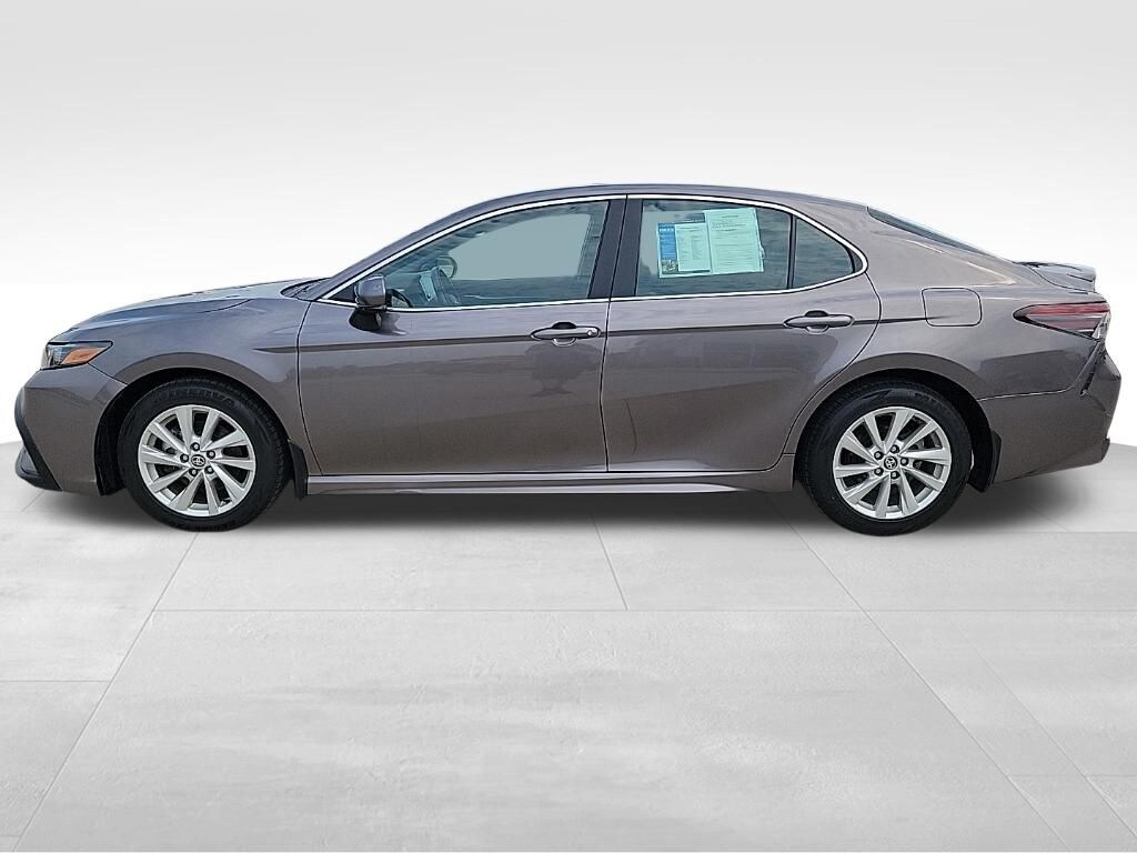 Used 2024 Toyota Camry SE Sedan