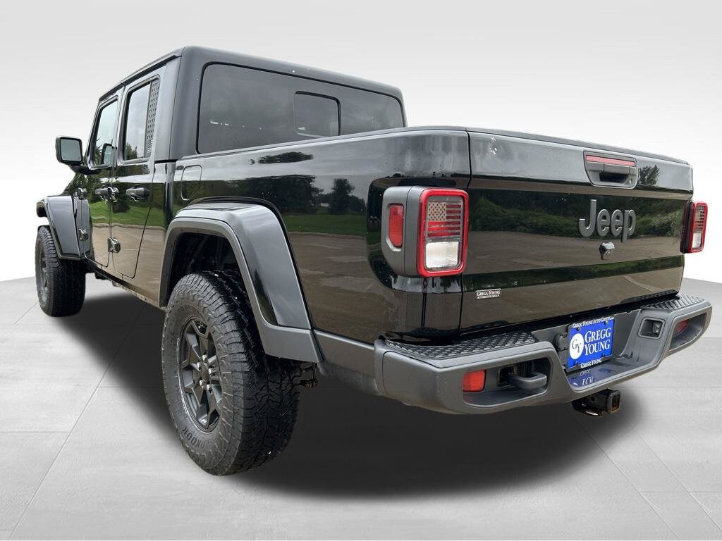 Used 2021 Jeep Gladiator Sport Truck Crew Cab