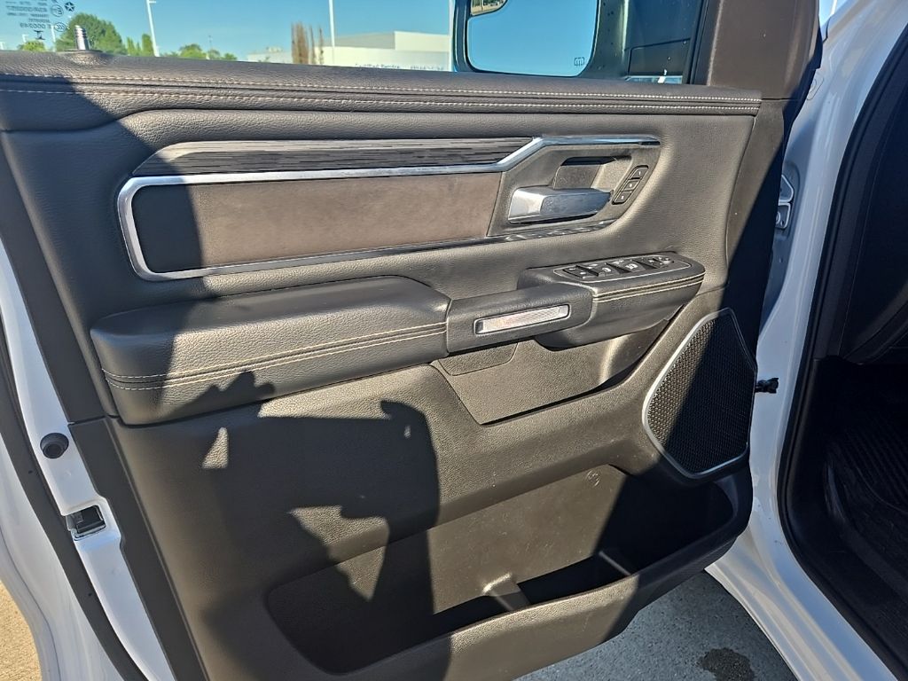 2024 RAM Ram 1500 Pickup Laramie - Photo 18