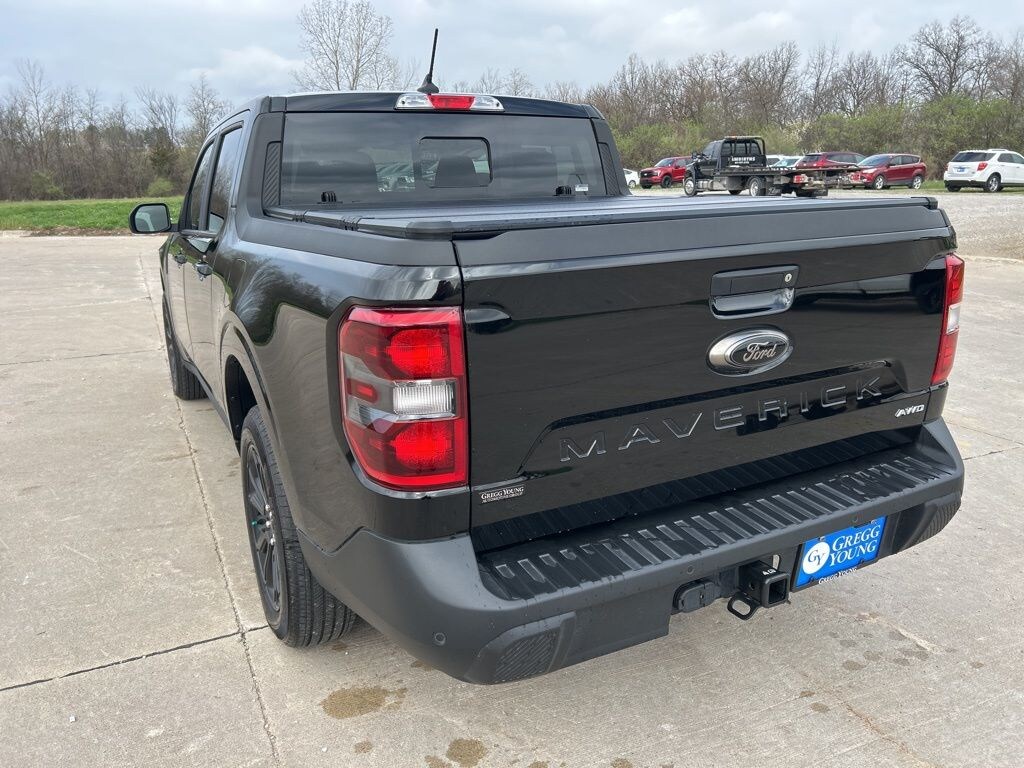 Used 2024 Ford Maverick Lariat Truck SuperCrew