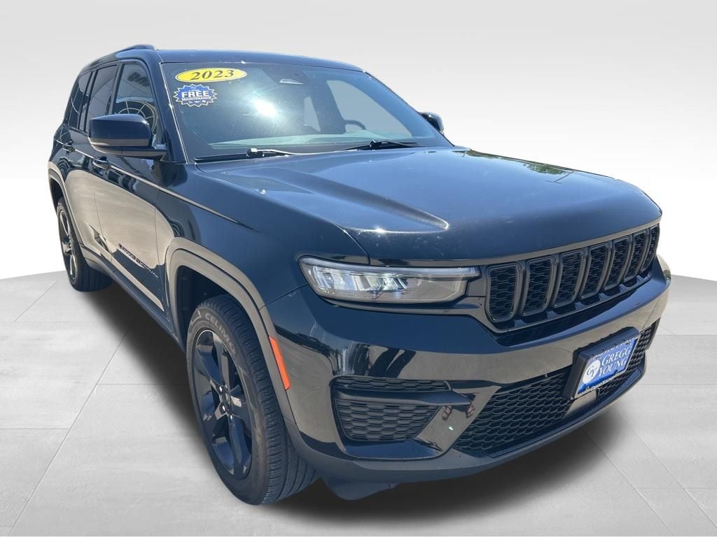 2023 Jeep Grand Cherokee Altitude - Photo 8