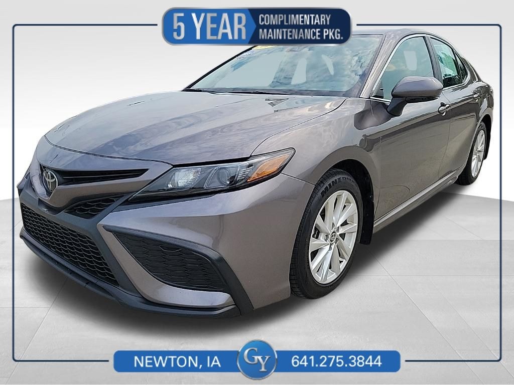 Used 2024 Toyota Camry SE Sedan