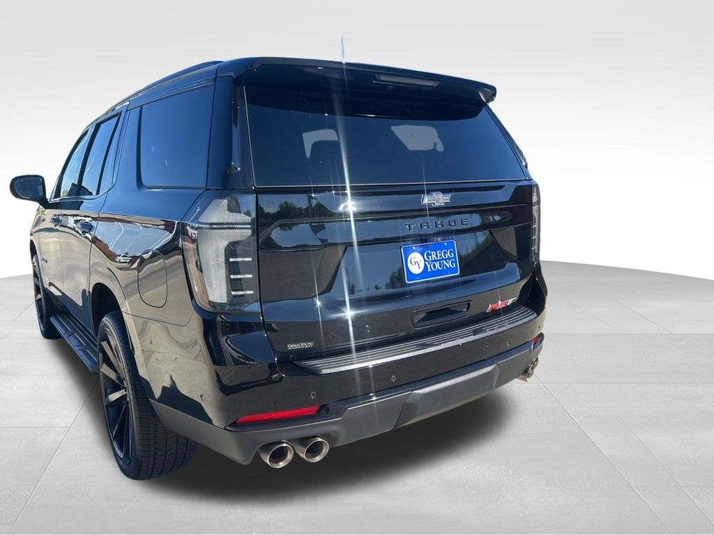 2025 Chevrolet Tahoe RST photo 3