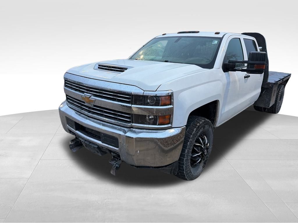 2018 Chevrolet Silverado 3500HD Work Truck photo 3