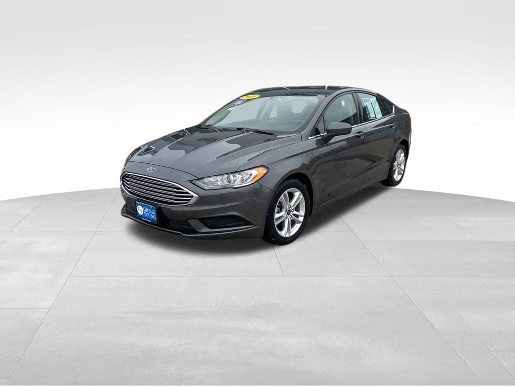 Used 2018 Ford Fusion SE Sedan