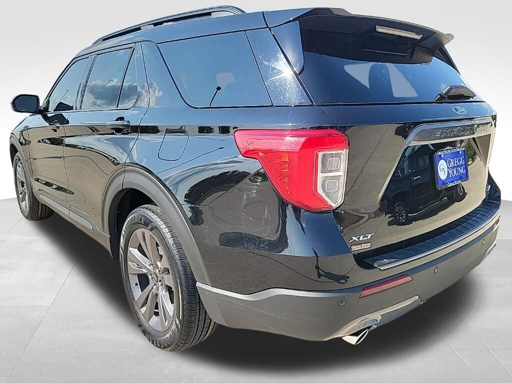 Used 2024 Ford Explorer XLT SUV