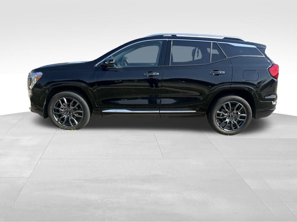 Used 2024 GMC Terrain Denali SUV