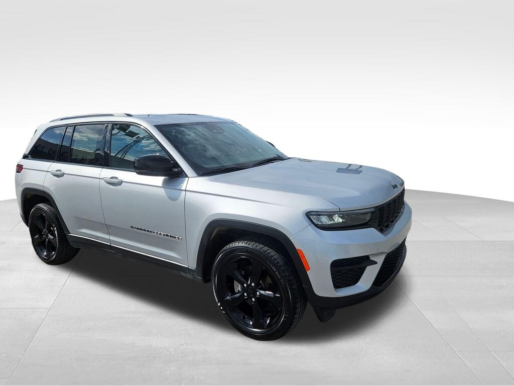Used 2024 Jeep Grand Cherokee Altitude X SUV