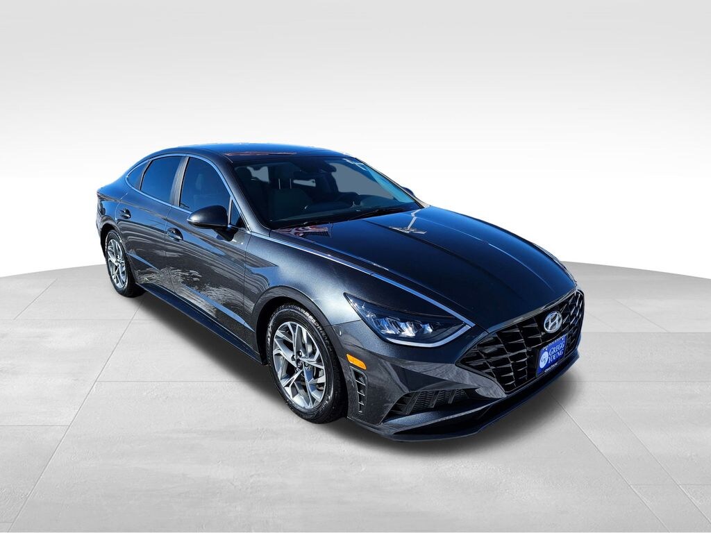 Used 2023 Hyundai Sonata SEL Sedan