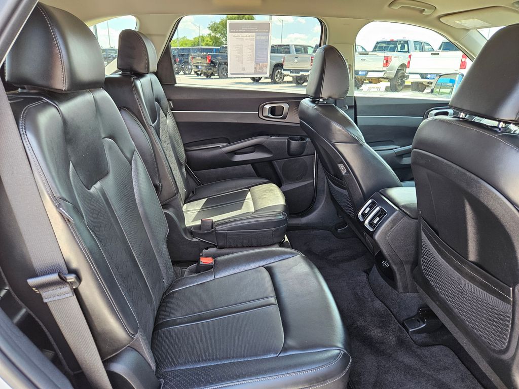 2024 Kia Sorento X-Line EX - Photo 31