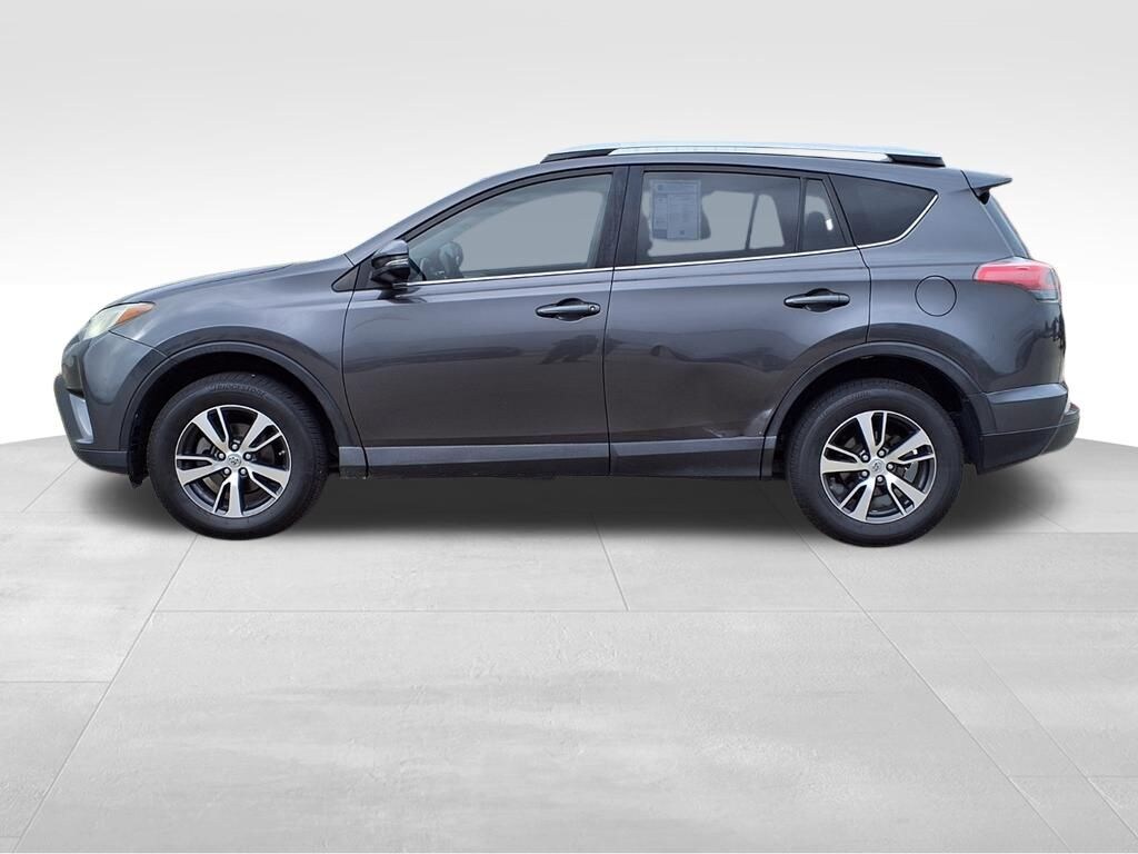 Used 2018 Toyota RAV4 SUV