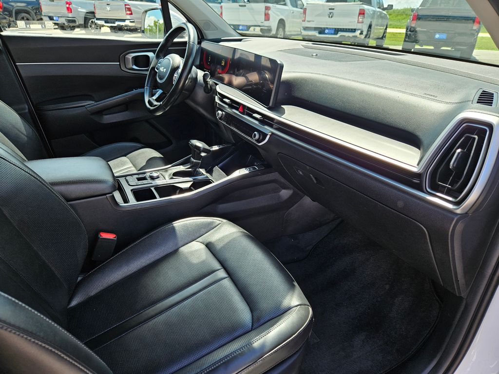 2024 Kia Sorento X-Line EX - Photo 35