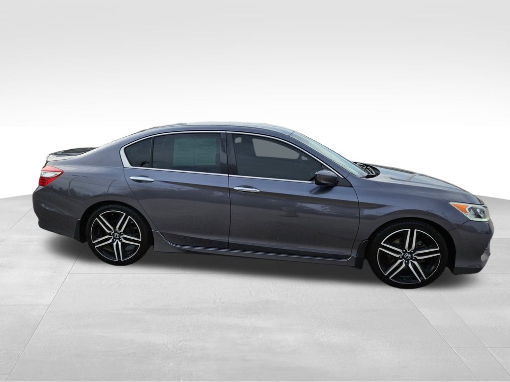 2016 Honda Accord Sport photo 4