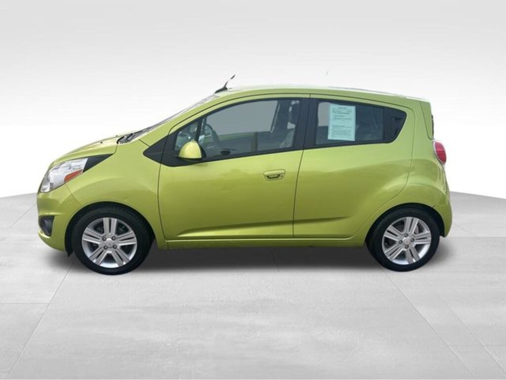 Used 2013 Chevrolet Spark 1LT Manual Hatchback