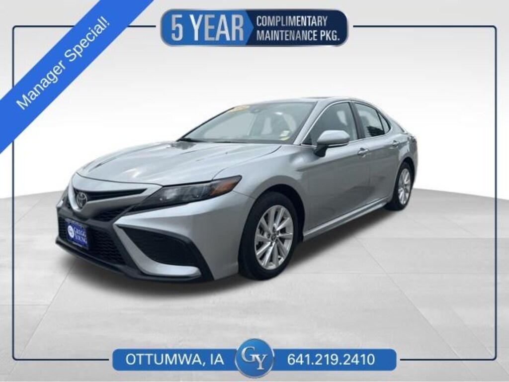 Used 2024 Toyota Camry SE Sedan