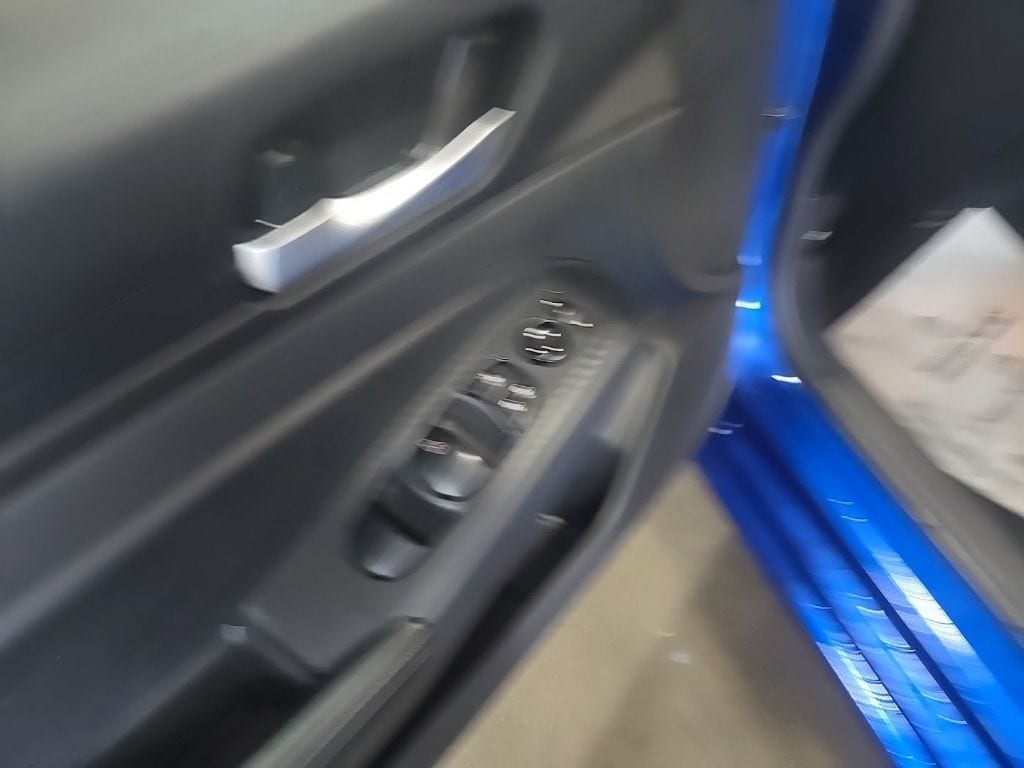 2025 Nissan Altima SV - Photo 12