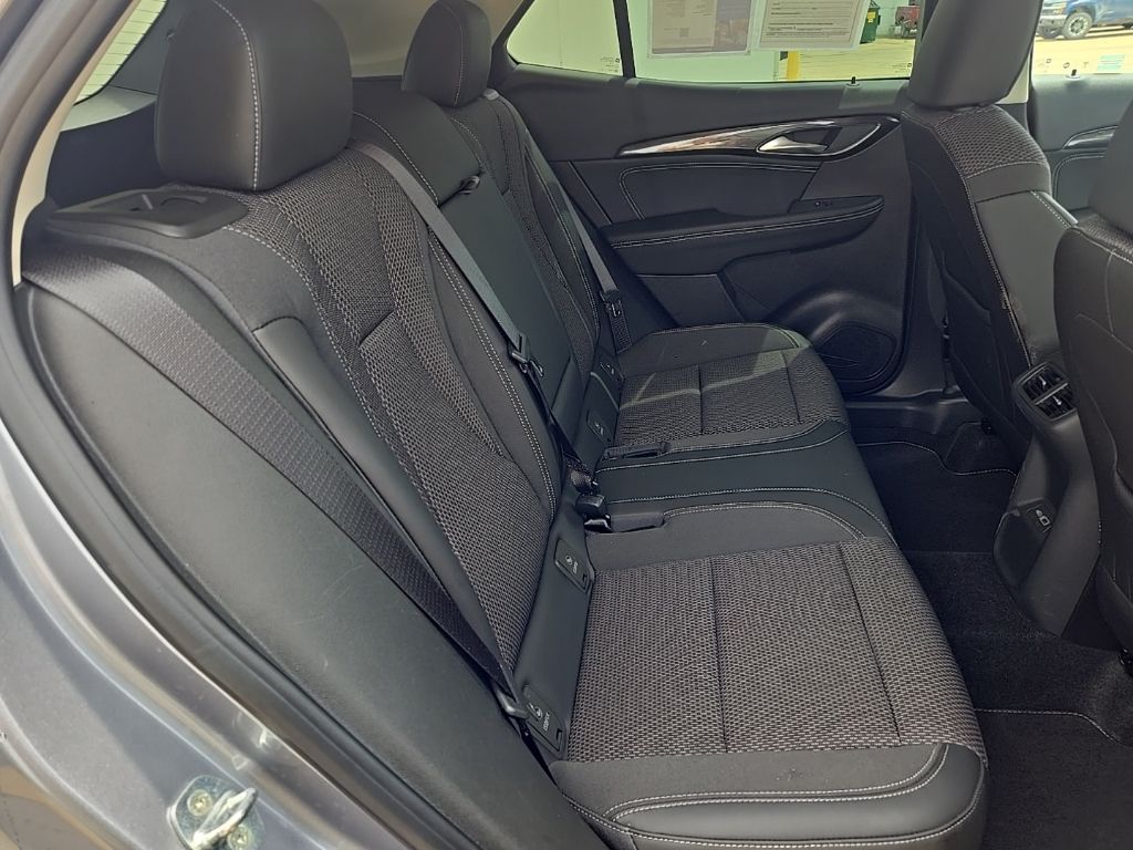 2022 Buick Envision Preferred - Photo 30