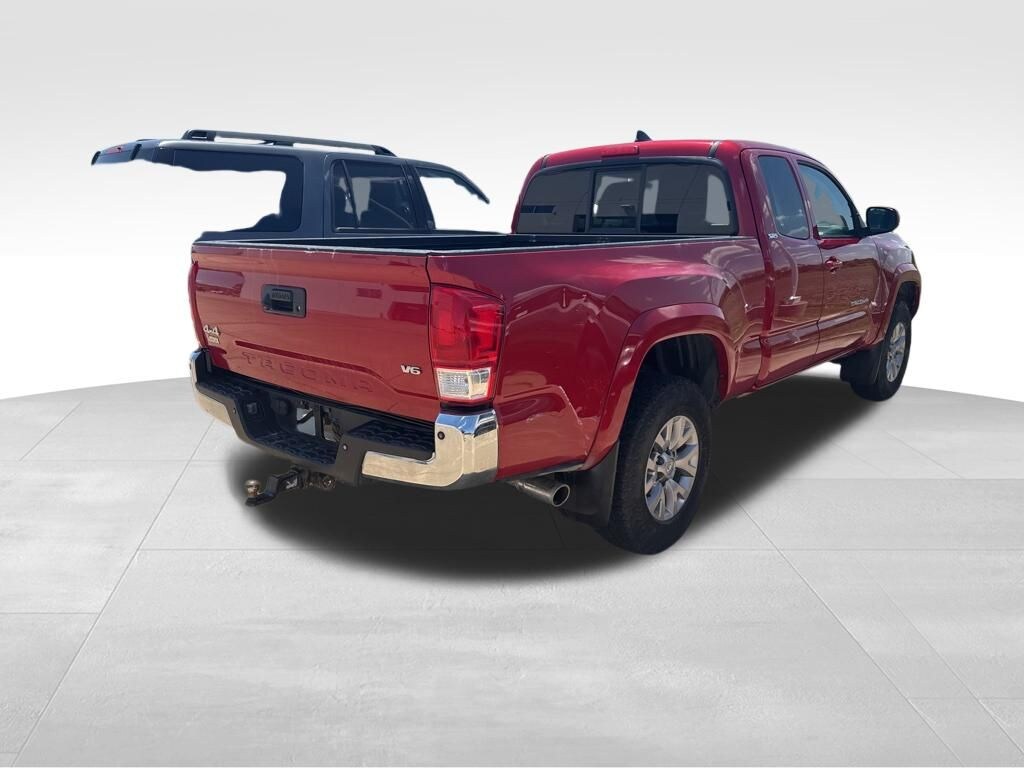 Used 2017 Toyota Tacoma SR5 V6 Truck Access Cab