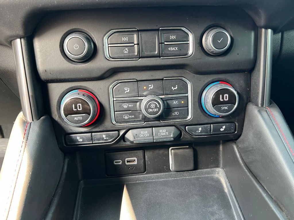 2021 Chevrolet Tahoe RST - Photo 36