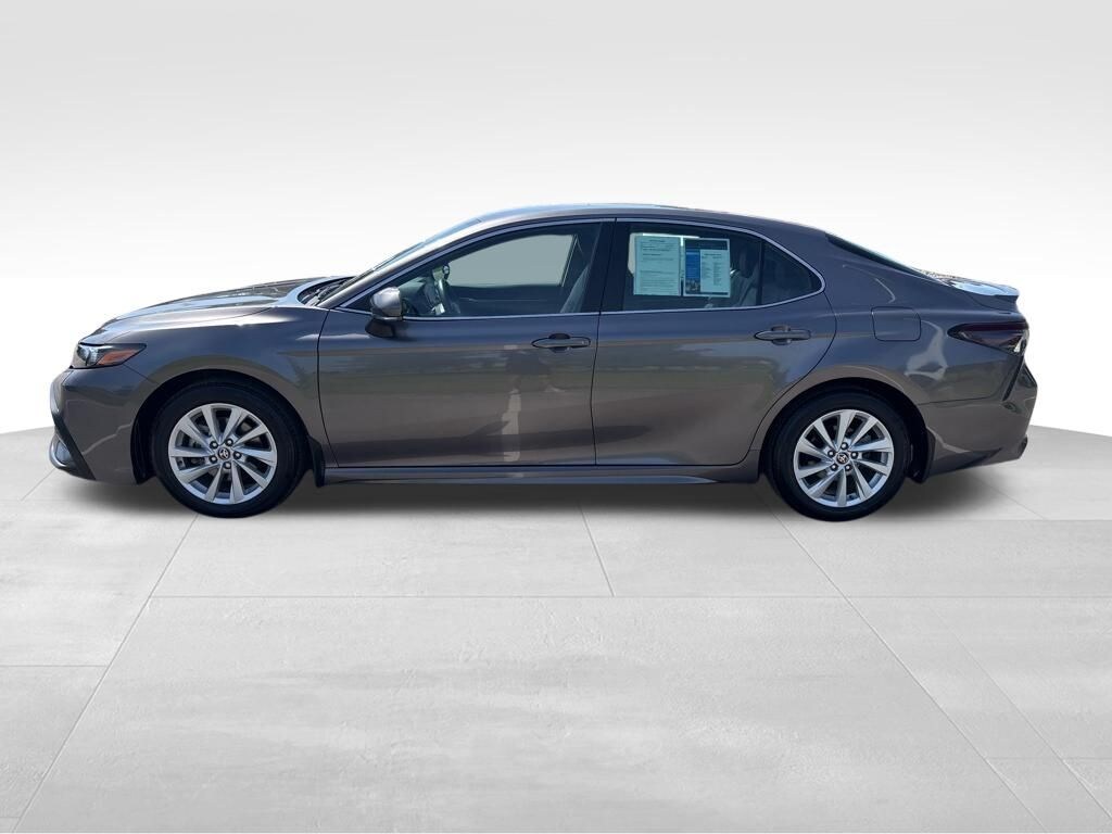 Used 2024 Toyota Camry SE Sedan