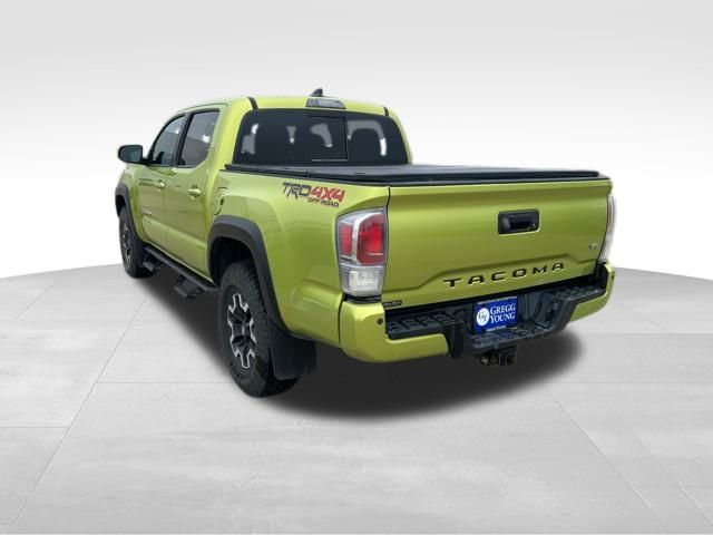 2023 Toyota Tacoma TRD Off-Road photo 2